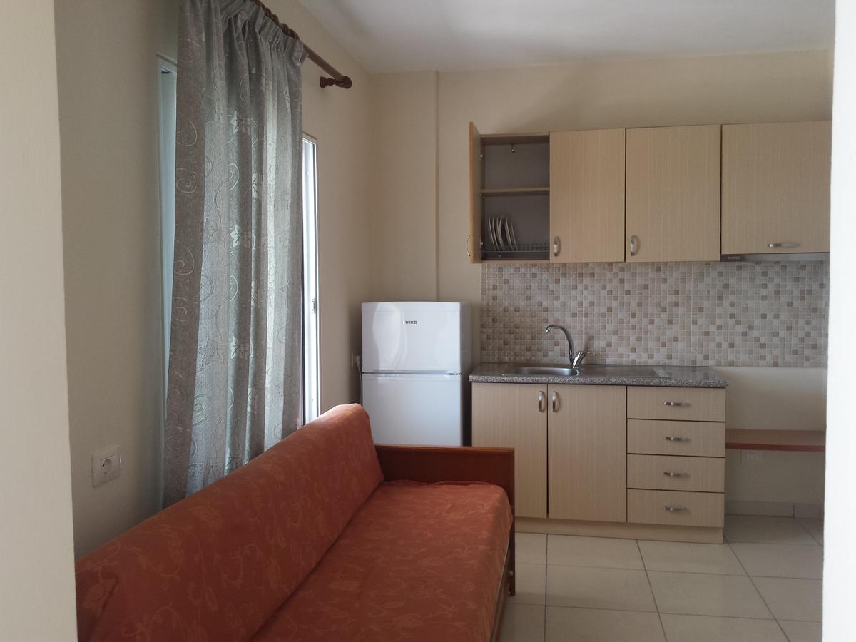 Afroditi'S View Himare Exterior photo