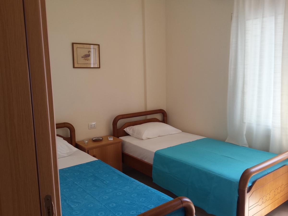 Afroditi'S View Himare Exterior photo